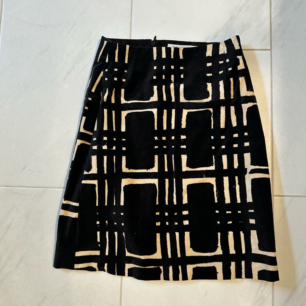 Trina Turk size 0 skirt